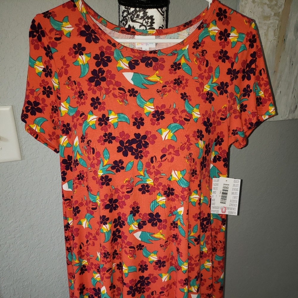 Lularoe Carly